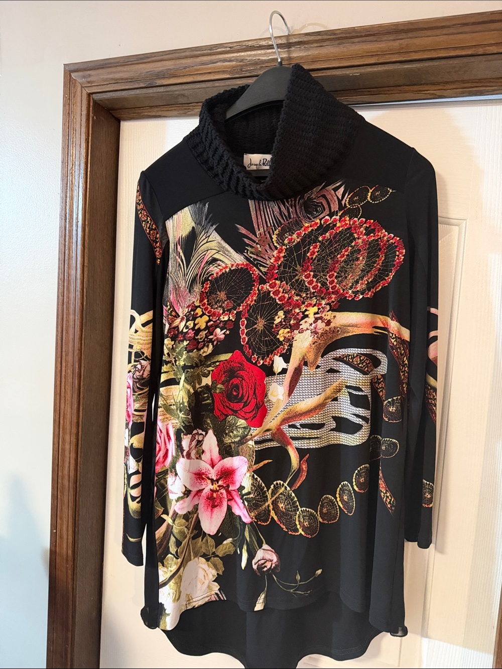 Joseph Ribkoff Black Long-Sleeve Floral & Chain Print Tunic Dress